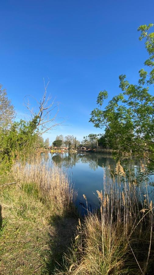 Joli Appartement 27M2 Oasis Provencale En Village Vacances En Camargue Arles Bagian luar foto