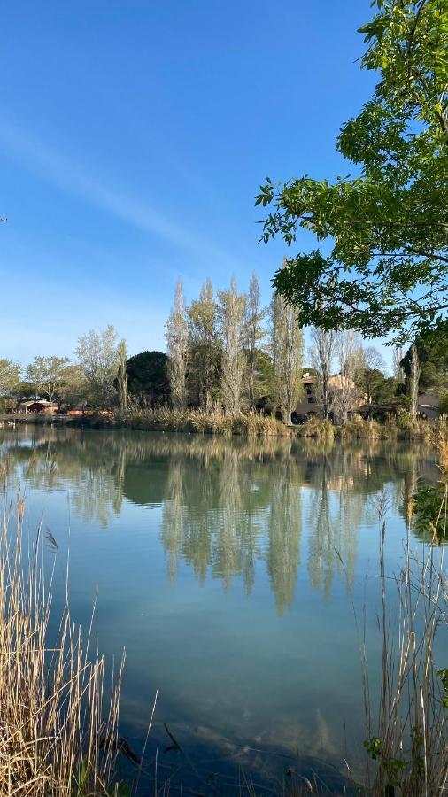 Joli Appartement 27M2 Oasis Provencale En Village Vacances En Camargue Arles Bagian luar foto